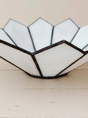 Vintage Tiffany-stijl schaal in glas-in-lood – handgemaakt wit gemarmerd glas (29 cm)