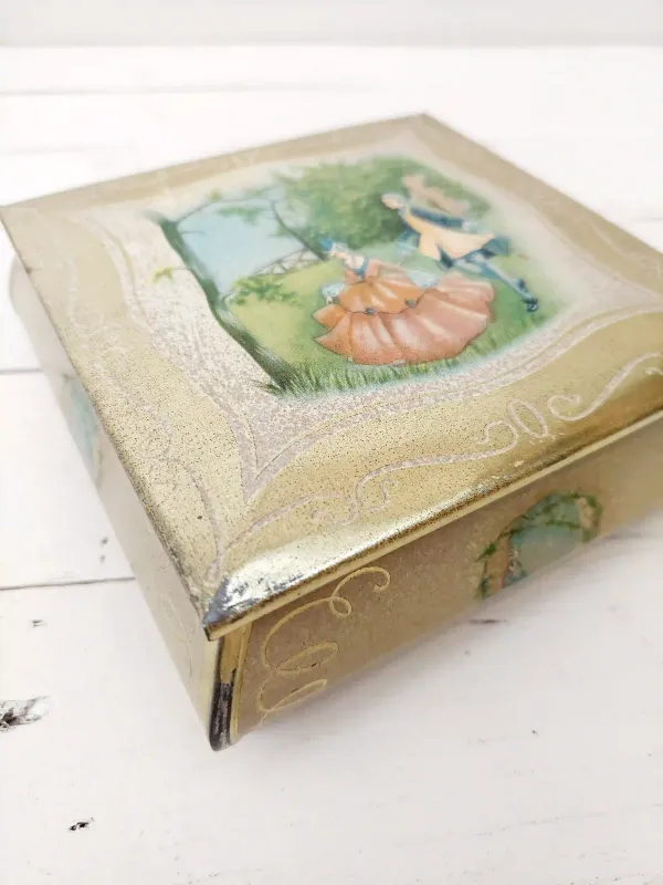 Elegant blik - beige, goud, romantisch koppel - De Beukelaer Antwerp