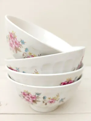 Spoelkommen met zachte bloemendecoratie, set van 4