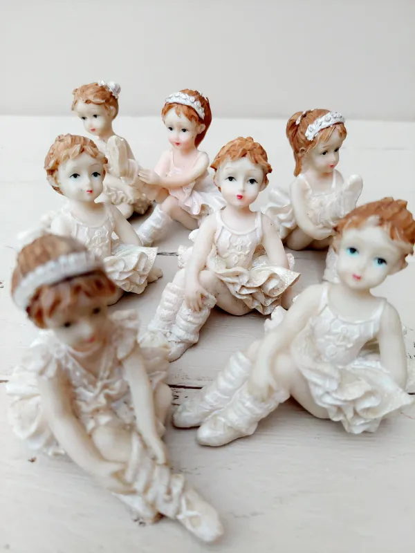 Ballerina's - set van 7 verfijnde beeldjes met fijne details