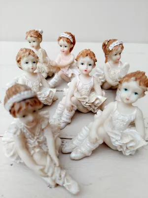 Ballerina&#39;s - set van 7 verfijnde beeldjes met fijne details