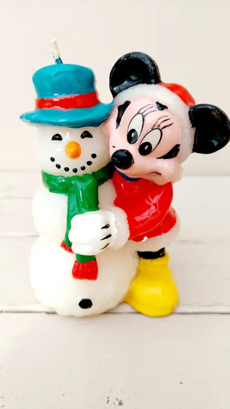 Kerstkaars - Minnie Mouse met kerstmuts en sneeuwman - Walt Disney