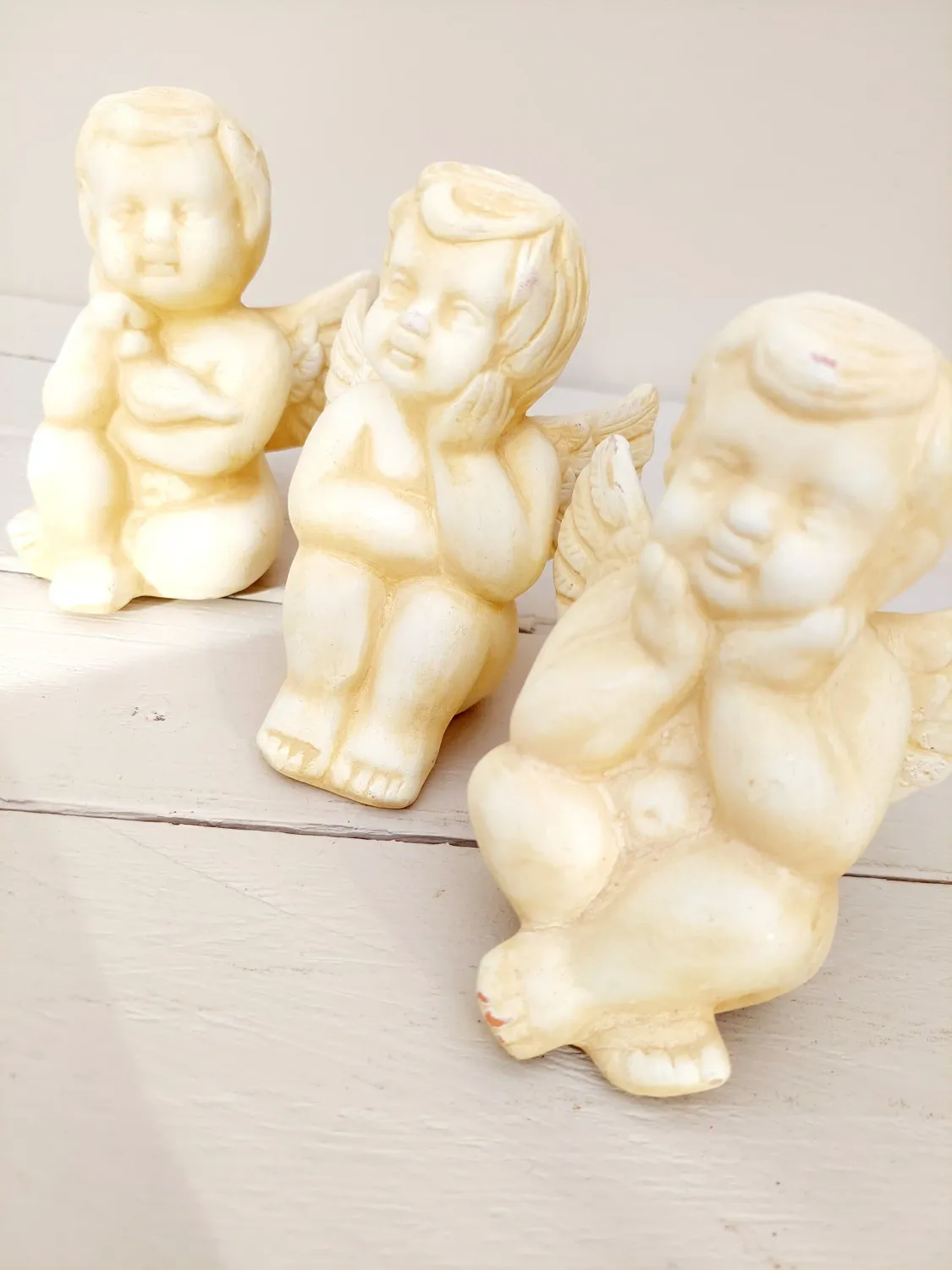 Engelenbeeldjes in gips - 3 verschillende holle beeldjes - beige - stijlvolle decoratie