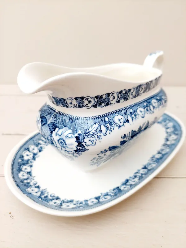 Vintage sauskom - sauspot Royal Sphinx Balmoral - crème porselein met fijn blauw bloemendecor