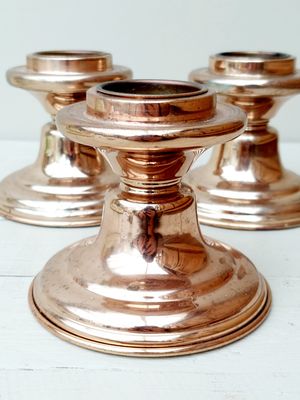 Vintage koperkleurige kandelaars - Klassiek model met uitneembare bobeche met pin - set van 3