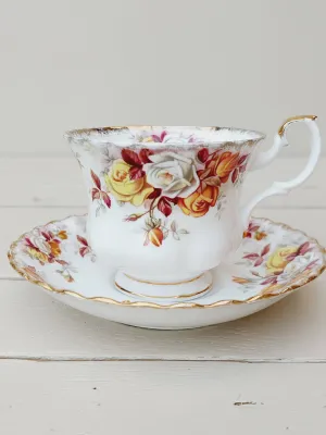 Herenkop met schotel Royal Albert 'Lenora'