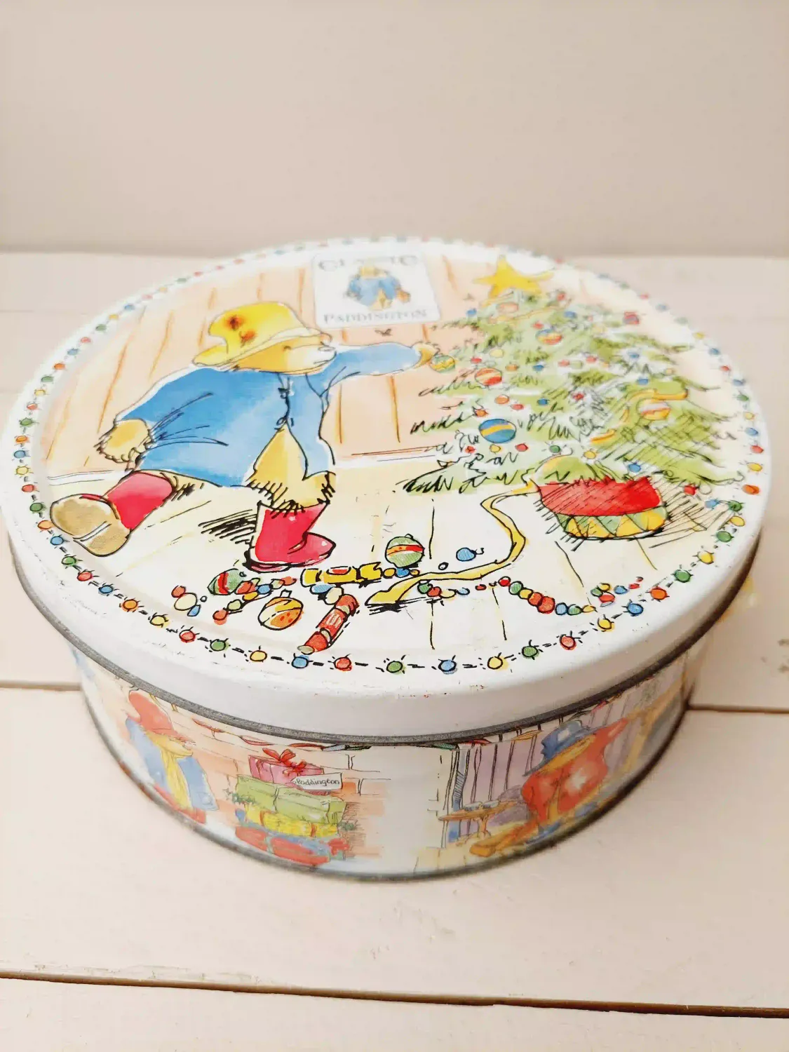 Vintage kerstblik beertje Paddington, rond met kersttekeningen