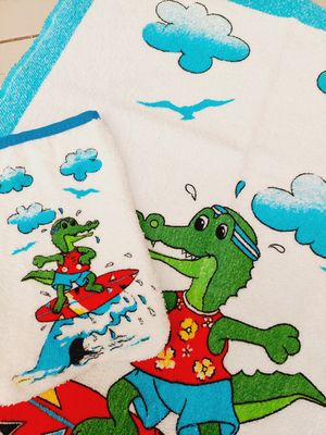 Vintage handdoek met washandje - Krokodil