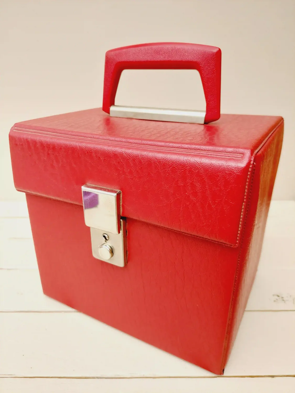 Vintage singles-koffer – rood, kunstleder, voor 7 inch platen