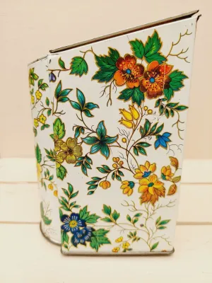 Vintage Engels blik met schuine bovenkant, beige met bloemendecoratie