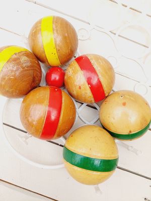 Vintage pétanquespel met houten ballen – inclusief originele koffer