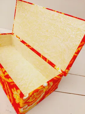 Vintage stoffen doos – rechthoekig met paisley motief in oranje, rood en geel