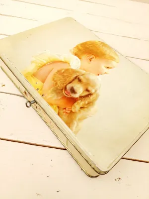 Retro chocoladeblik 'Jacques superchocolat' met foto van meisje met puppy
