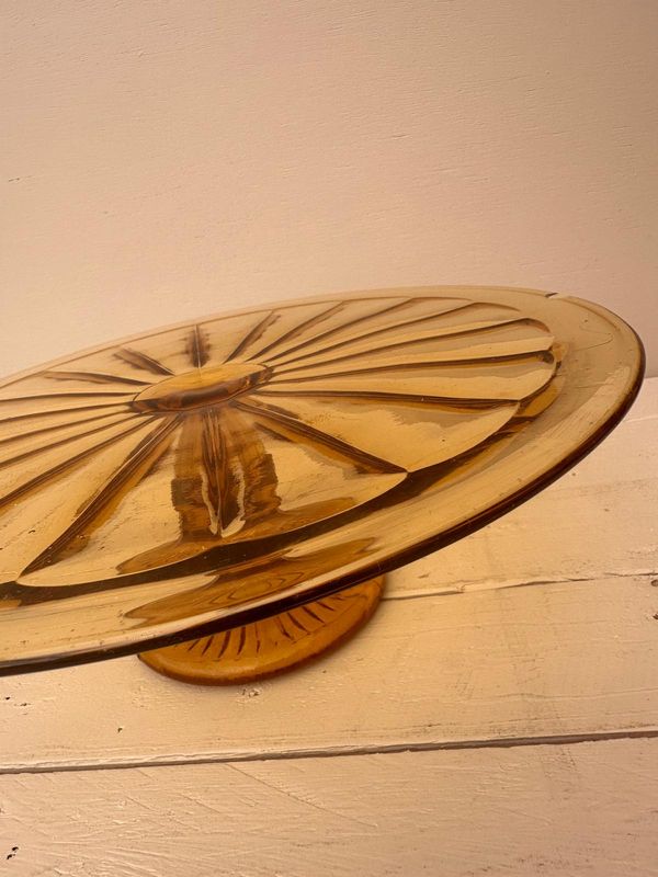 Vintage taartschotel op voet - amberglas, 32 cm