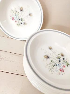 Diep bord Royal Albert Wild Briar, 19,5 cm