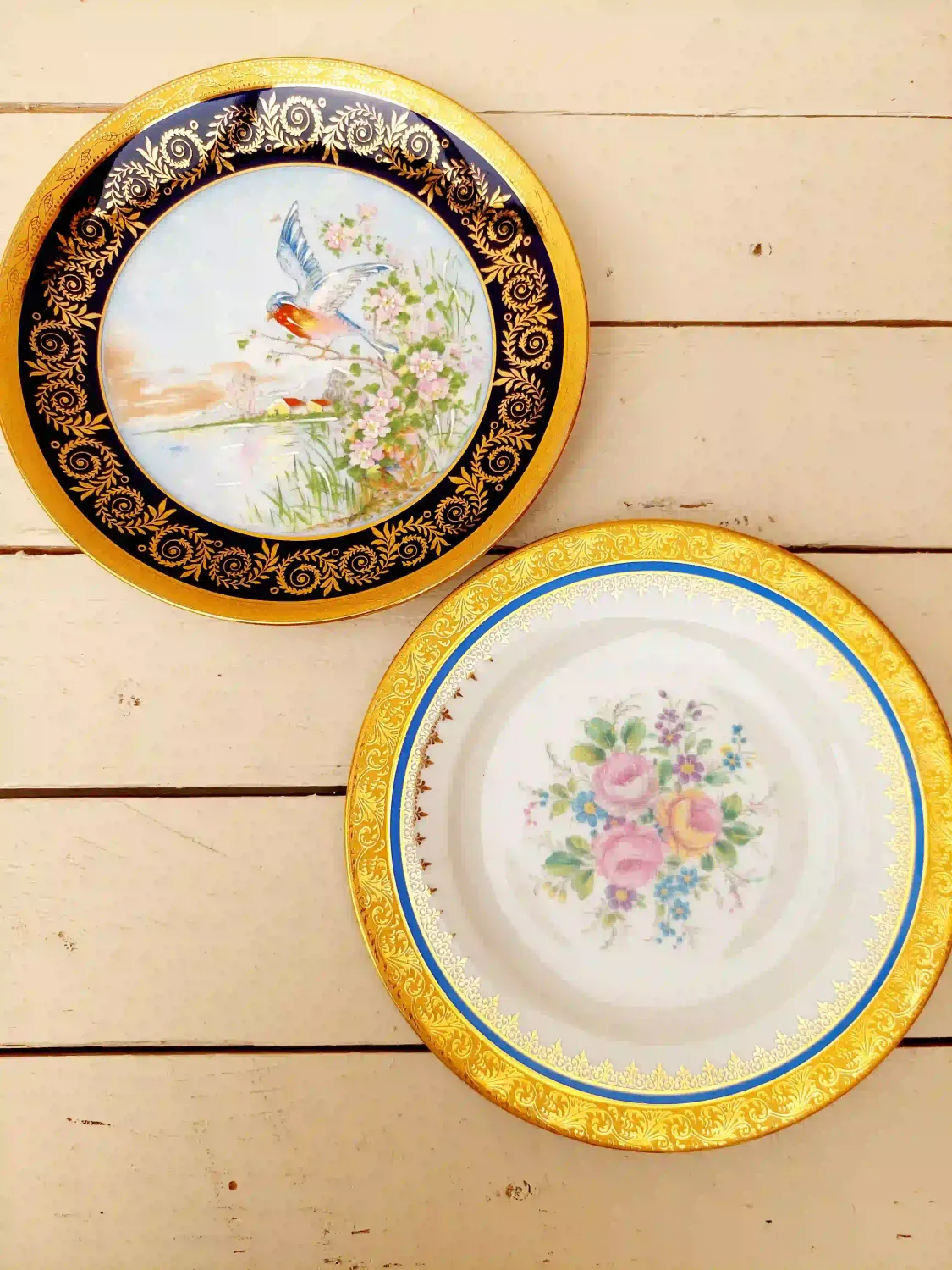 Limoges sierborden met 24 karaat goudrand, handbeschilderd, 18,5 cm, set van 2