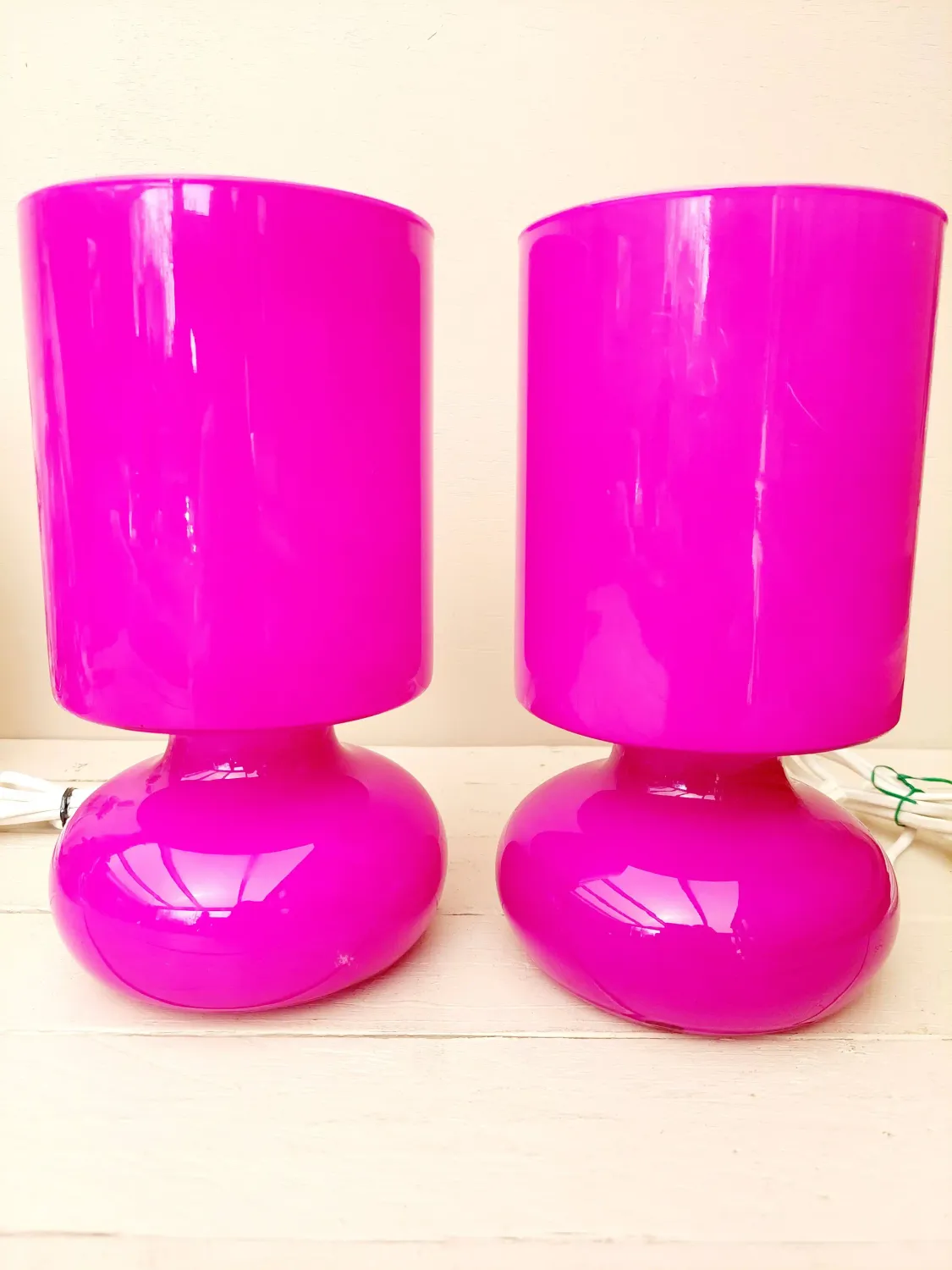 Set van twee roze IKEA Lykta lampen vintage design