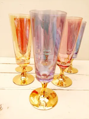 Set van 6 vintage champagneglazen pastel met gouden voet - flûtes in zachte kleuren