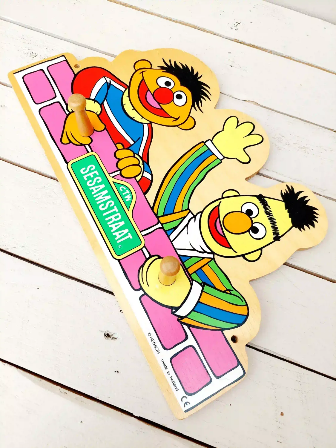 Vintage houten Sesamstraat kapstok - Bert en Ernie - retro kinderkamer