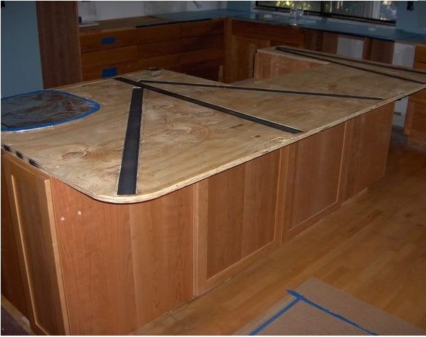 SUBDECKING FOR MITRED EDGES &amp; ASCALE
