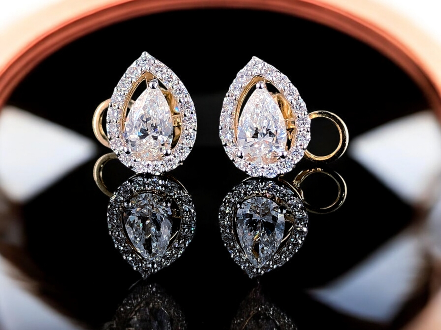 Aurora Dewdrop – Lux Pear Halo Diamond Earrings/Stud