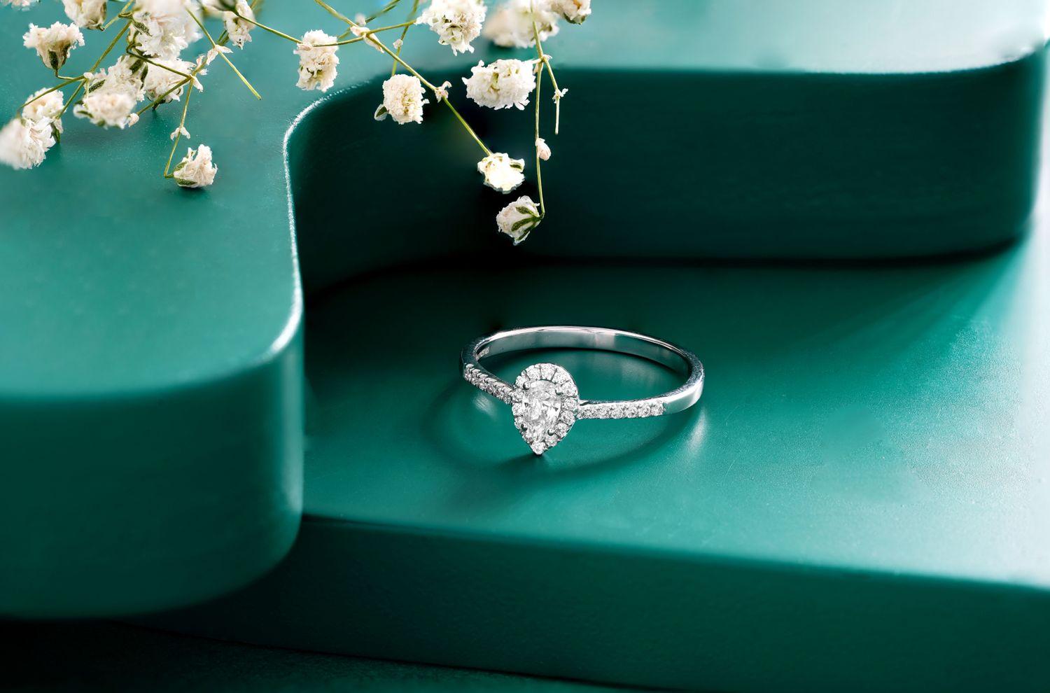 Tear of Light Ring