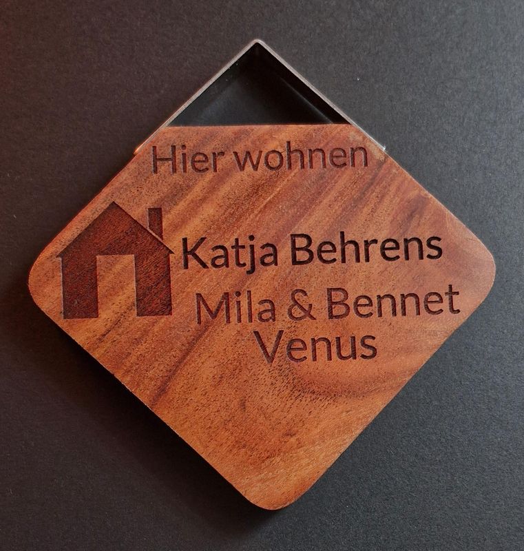 01 Türschild Personalisiert Holz