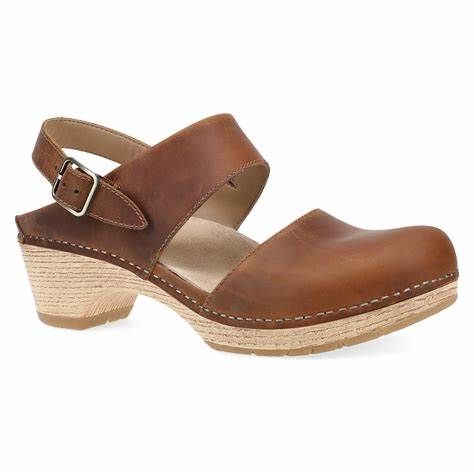 Luna Lucia Tan Oiled Pull Up