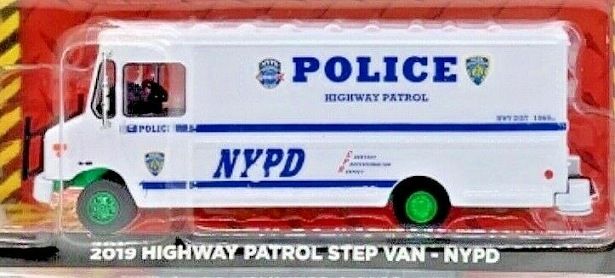 1/64 Green Machine CHASE- NYPD 2019 Step Van