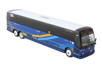 Daron 1/87 scale New York City MTA Prevost X3-45 Commuter Coach - Express Service Bus