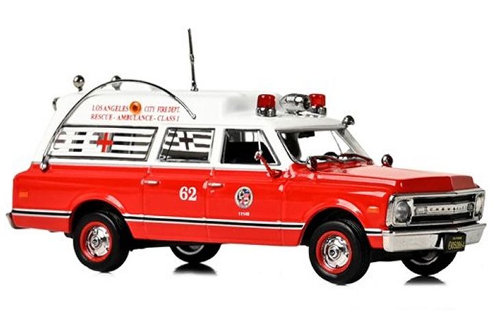 1/50 Los Angeles City 1969 Chevrolet C-10 Ambulance