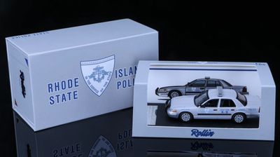 1/64 Rhode Island State Police K-9 Unit Ford Crown Victoria (with gift box)