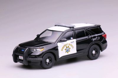1/64 California Highway Patrol Ford Police Interceptor Utility