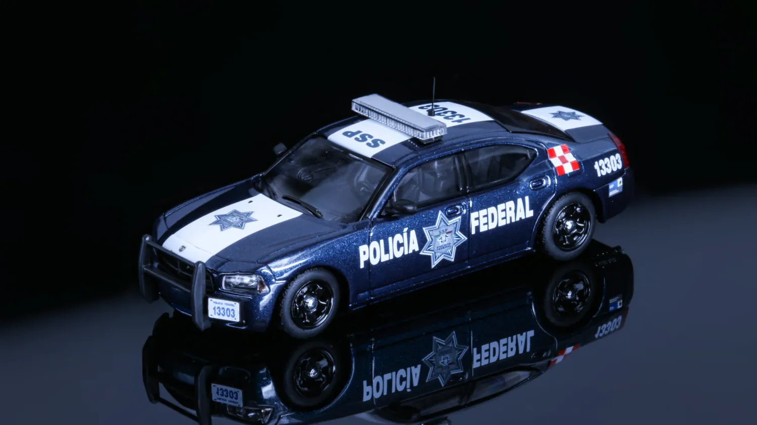 1/64 Policia Federal Mexico Dodge Charger #13303