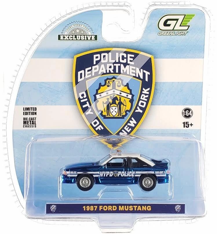 BLUE CHROME SUPER CHASE - 1/64 NYPD 1987 Ford Mustang
