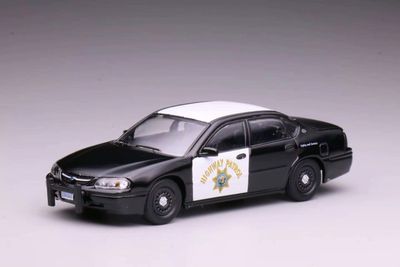 1/64 California Highway Patrol Chevrolet Impala slicktop
