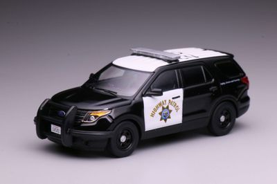 1/64 California Highway Patrol Ford Police Interceptor Utility