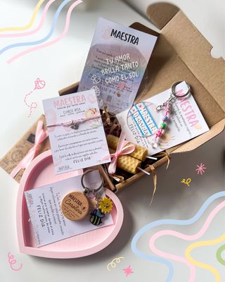 MAESTRAS