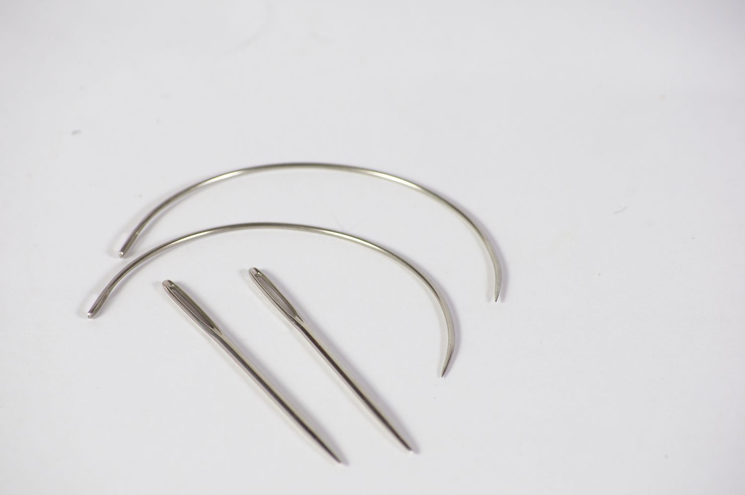 SEWING NEEDLES