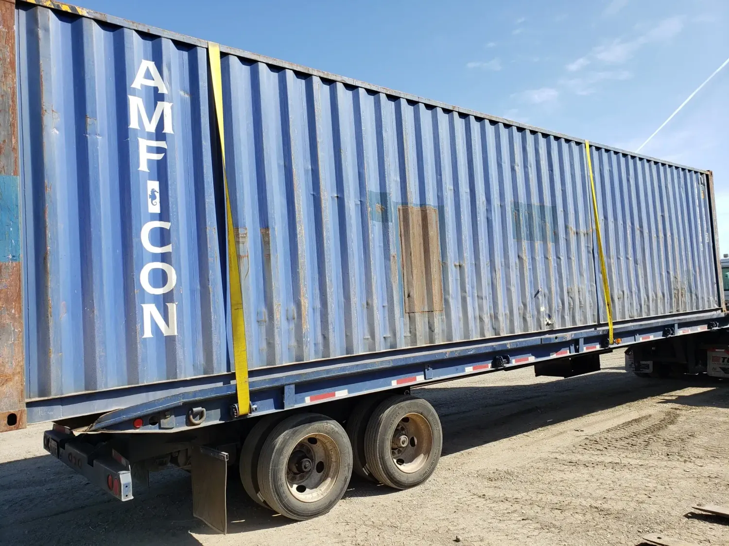 Used 40&#39; Container High Cube unit In Calgary