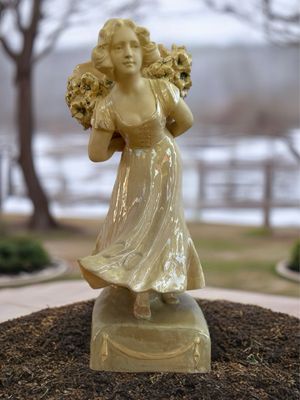 Vintage Porcelain Lady Figurine