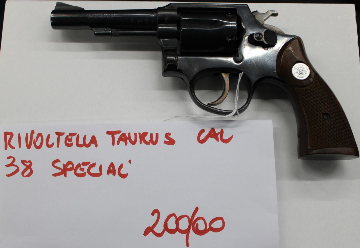 TAURUS CAL 38 SPECIAL a 200,00€