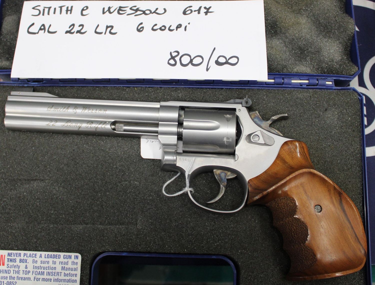 Smith & Wesson 617 cal. 22 l.r. a 800,00€