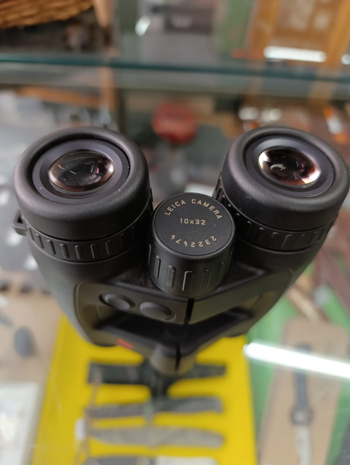 Binocolo Leica 10x32Pro a 1800,00€