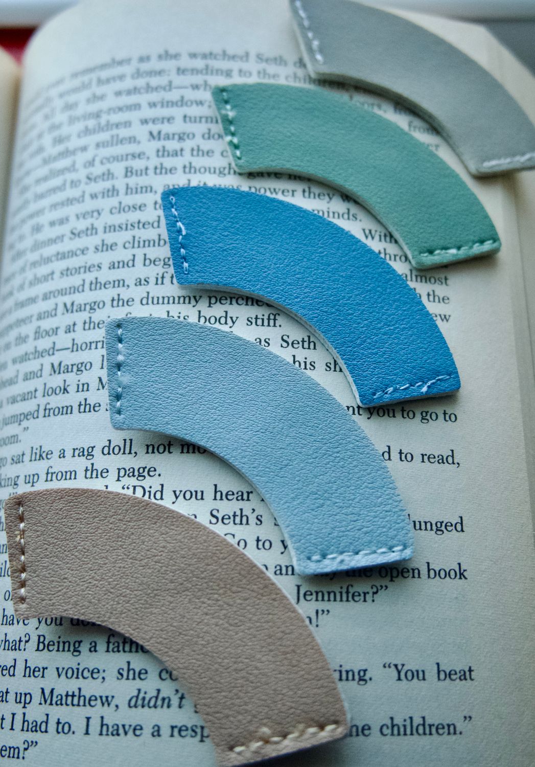 Corner Sleeve Bookmark Set