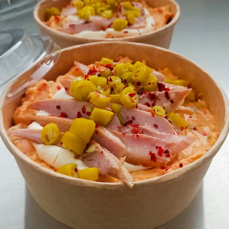 ENSALADILLA de Pimientos del Piquillo, con Ventresca de Atún y Piparras