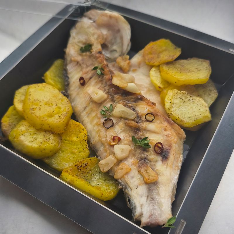 DORADA a la Bilbaína con patatas panadera