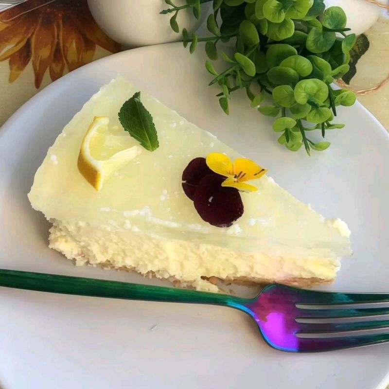 Tarta de GinTonic (ración) Tarta de GinTonic (ración)