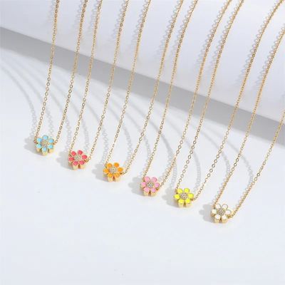 Flower Pendant Necklace