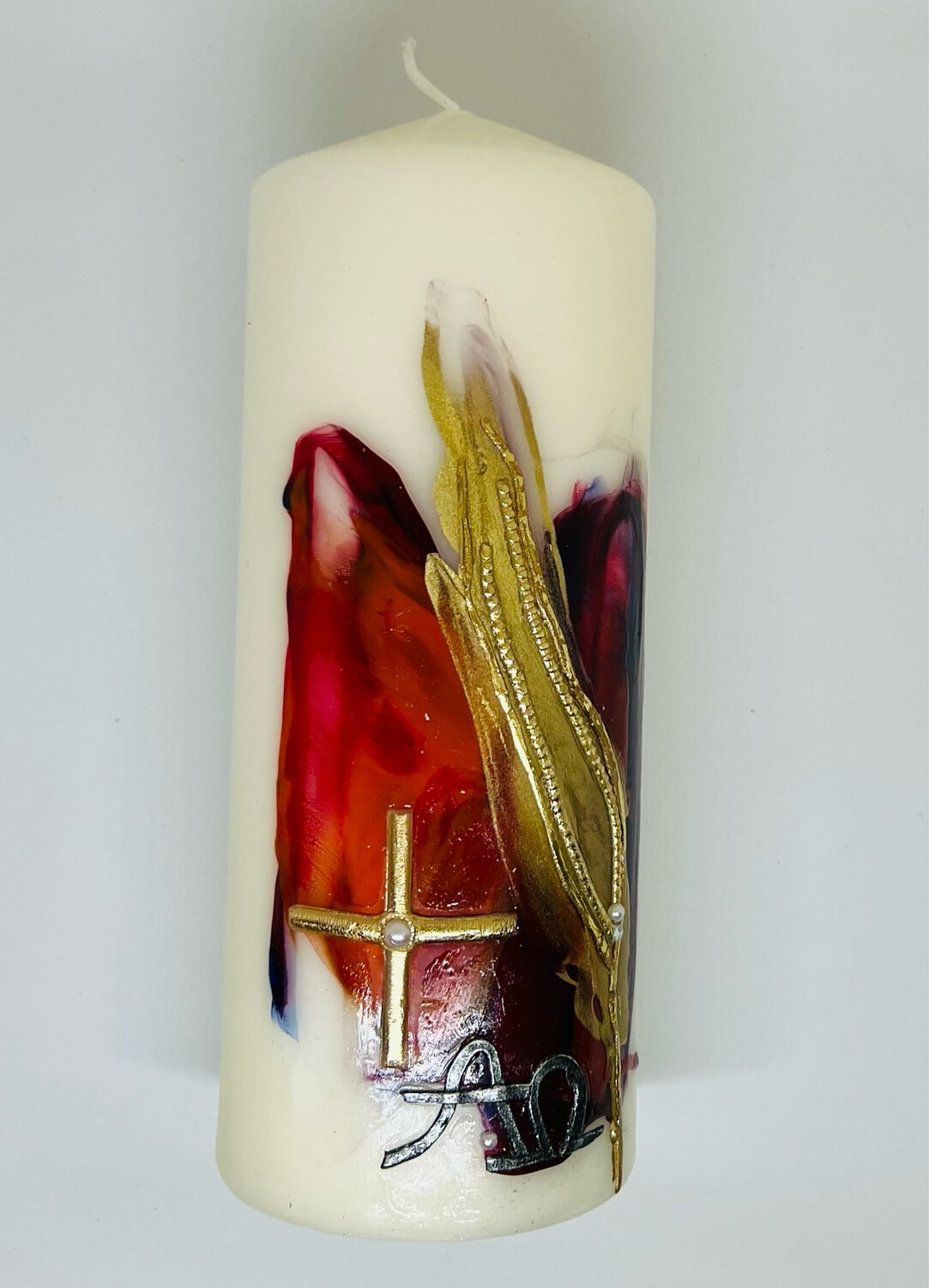 Trauerkerze 20 cm, Encaustic Rottöne mit Blattwachsdetails und Perlen, Kreuz, Ähre, Alpha/Omega